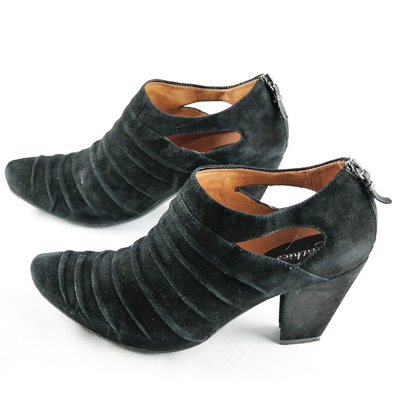 Earthies Shoes - Earthies Barina Booties Black Sz 11